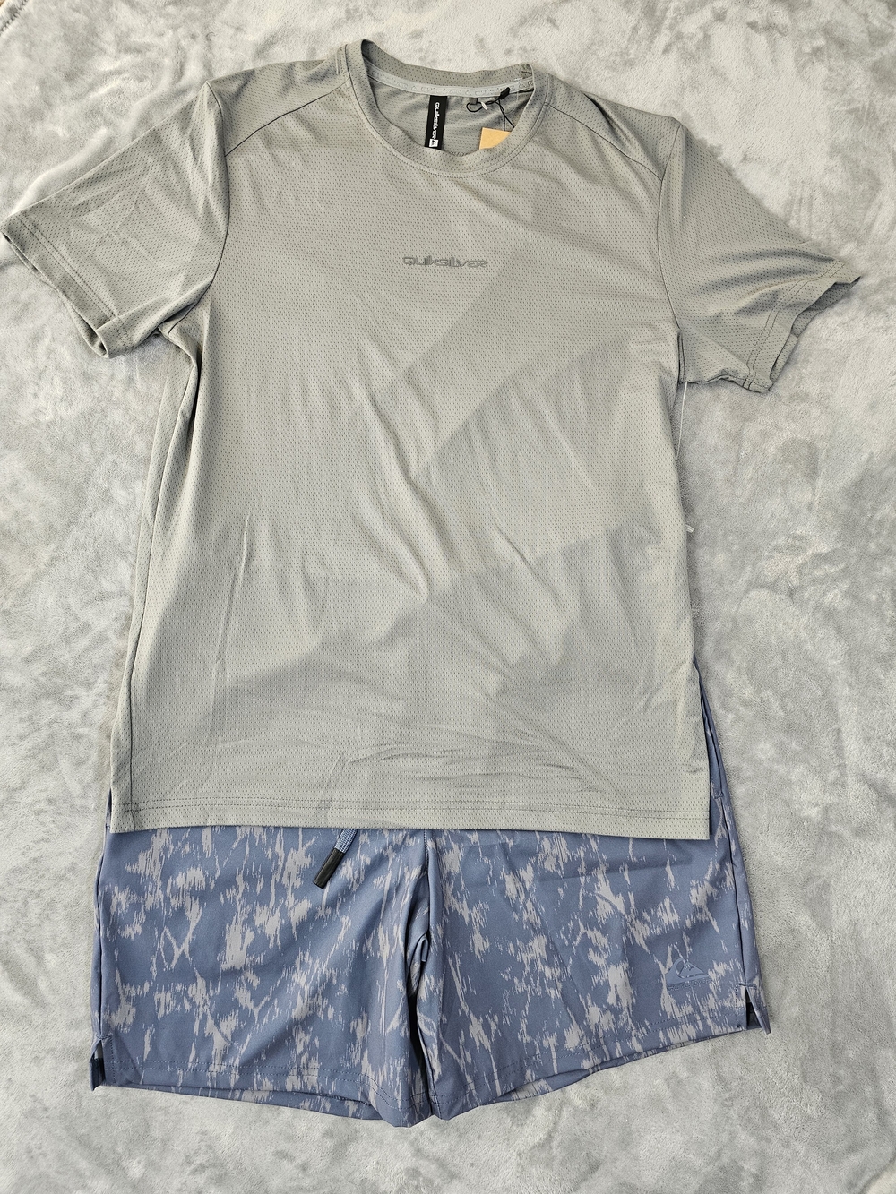 Quiksilver Gray Performance Tee with Blue Patterned Shorts